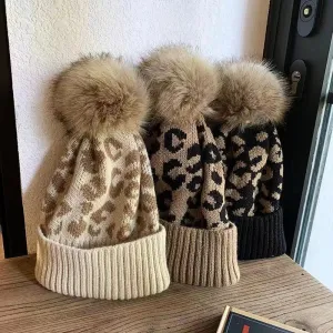 Bonnet Femme Lopard avec Pompon Douillet  Cheelyah
