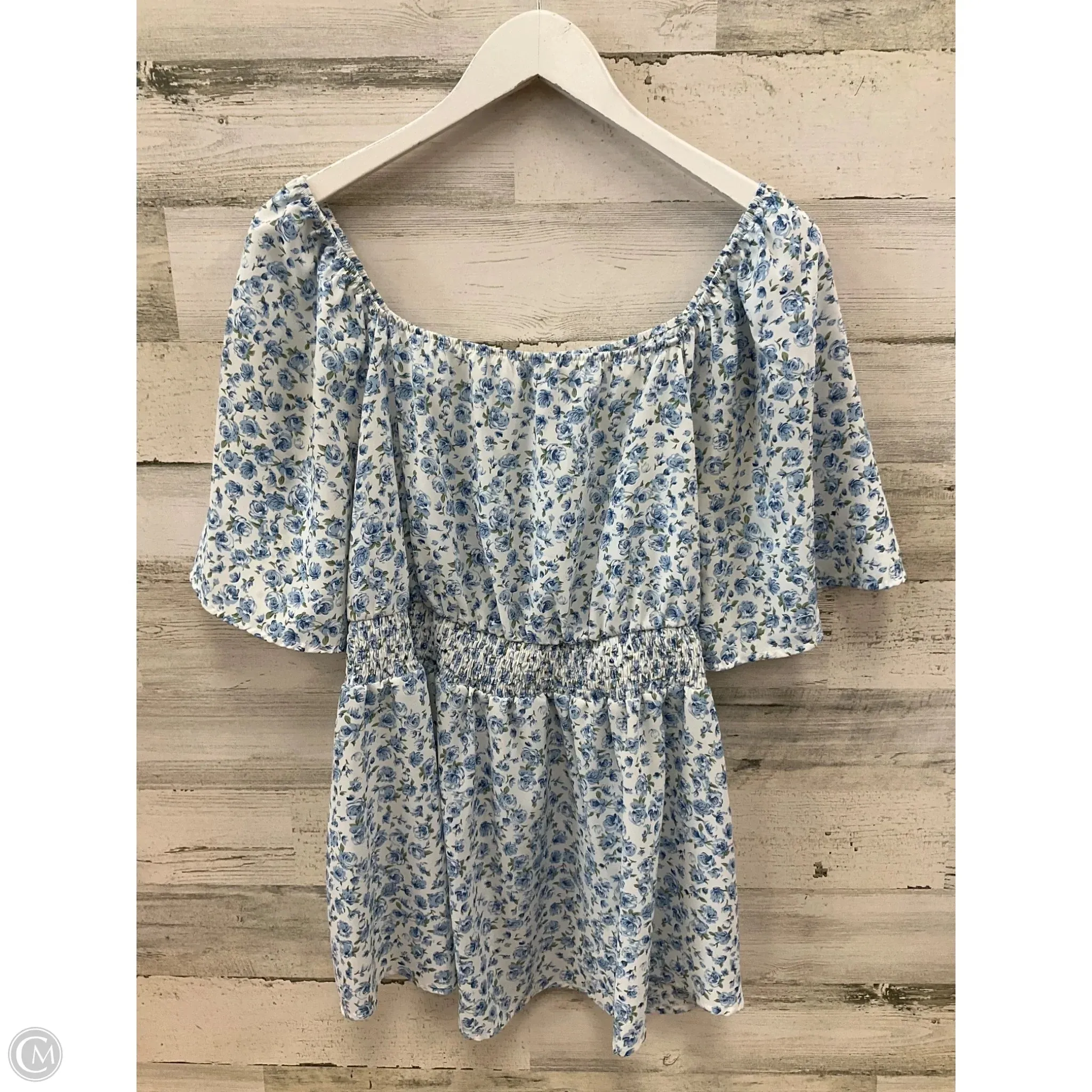 Top Short Sleeve By Clothes Mentor In Blue & White, Size: Xl