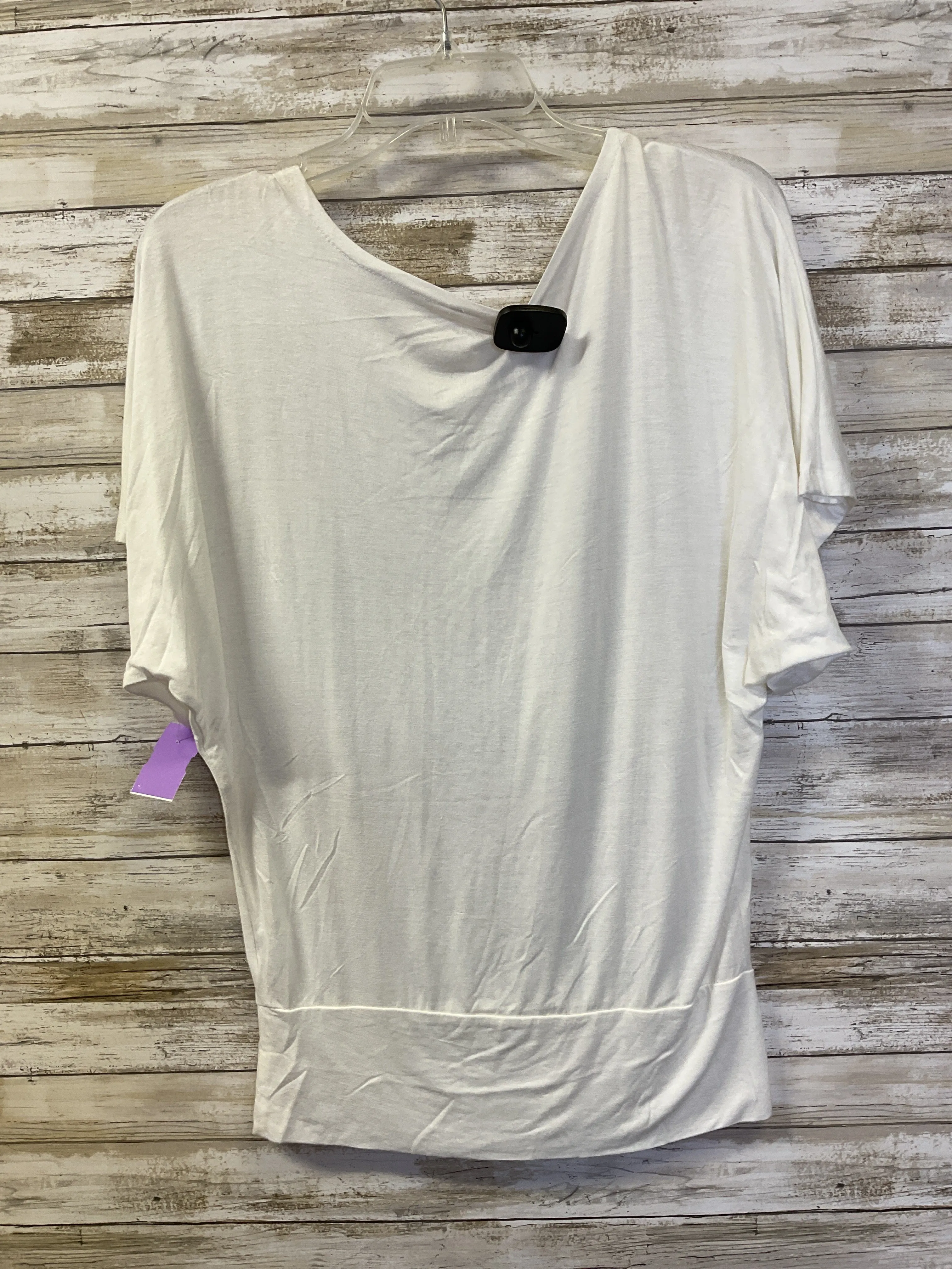 Top Ss By Zenana Outfitters In White, Size:M